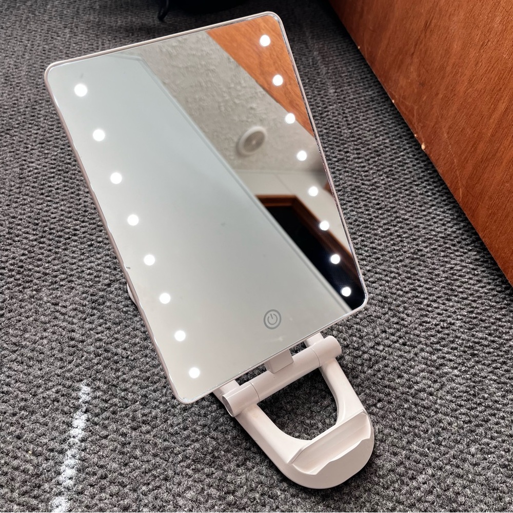 Conair Light up Makeup Mirror